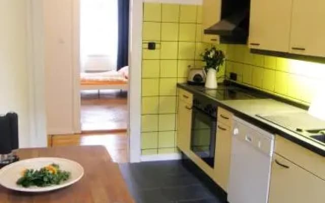 Elegante Altbauwohnung (CB1) - photo 3