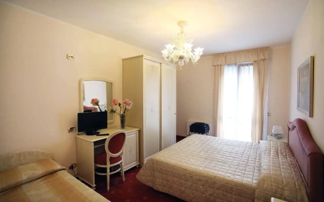 Hotel Nice - photo 5