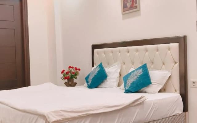 Luxurious 3Bhk Apartment! - photo 2