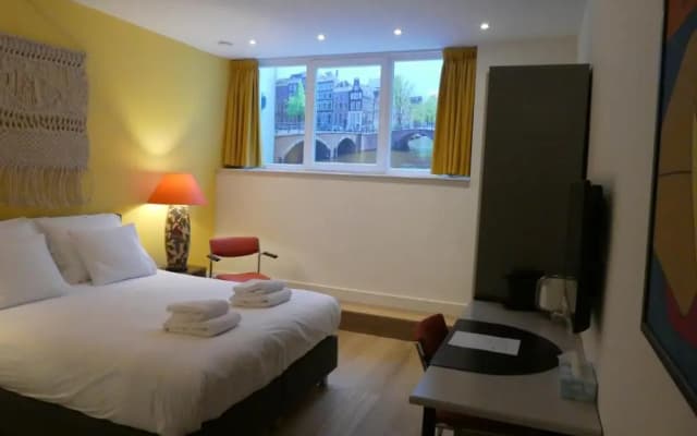 The Old Lady - photo 5