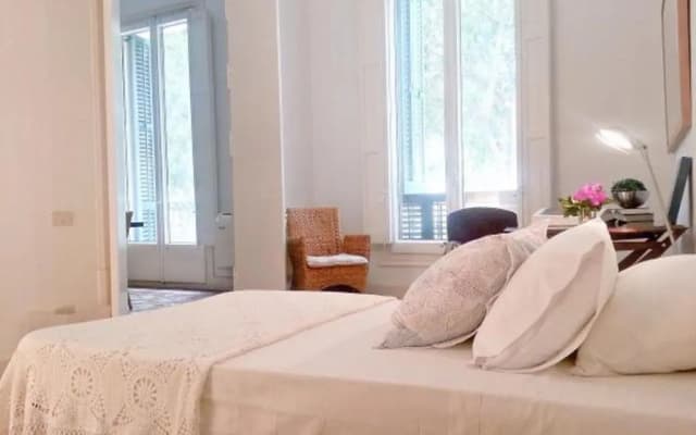 BizFlats Eixample Apartments - photo 4
