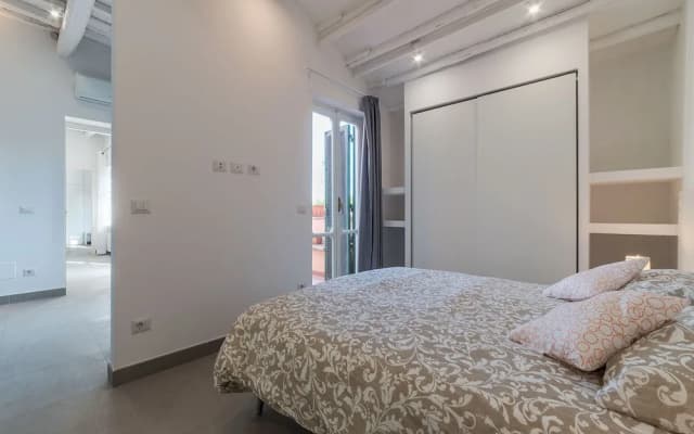 Piazza Navona Panoramic Penthouse - photo 3