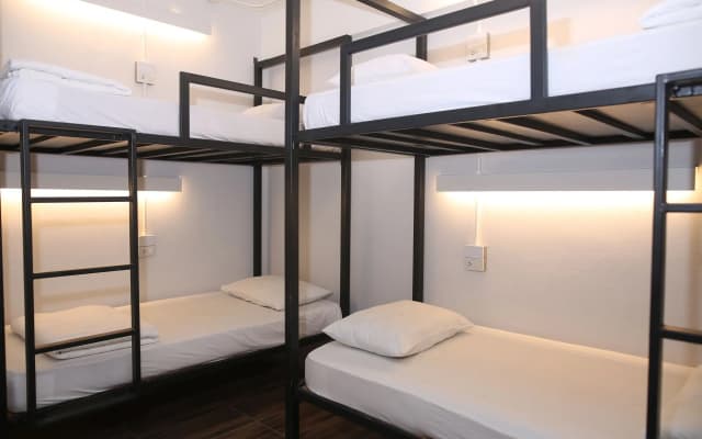 Hobnob Hostel - Adults Only - photo 4