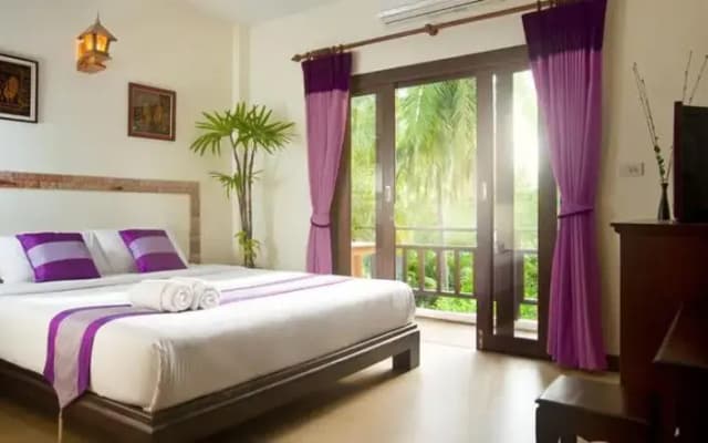 Shanti Hotel - photo 3