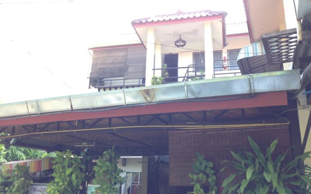 Sarabu Guest House - photo 4