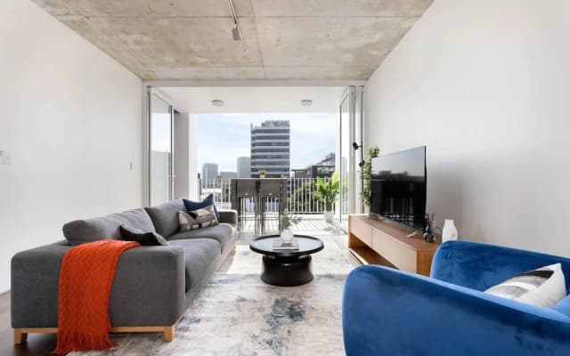 The Chromatic Apartments by Urban Rest - photo 4