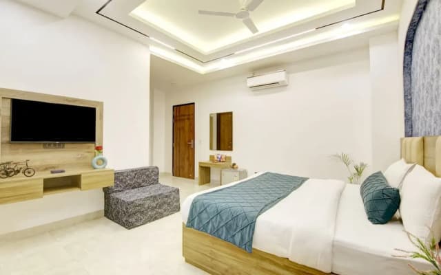 Hotel Armani Suites - photo 4