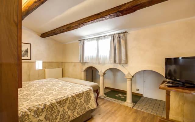 Pantheon Rooms - photo 3