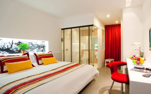 The Gallery Hotel - photo 2