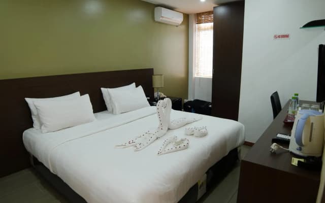 Nala Beach Inn - photo 5