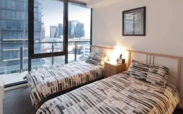 Inner Melbourne Serviced Apartments - photo 4