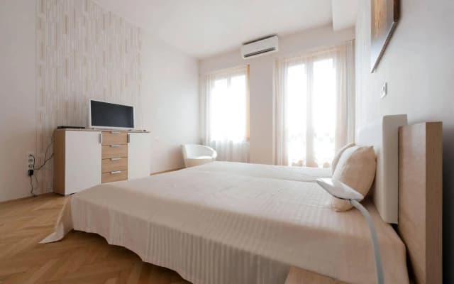 Play Apartments - photo 5