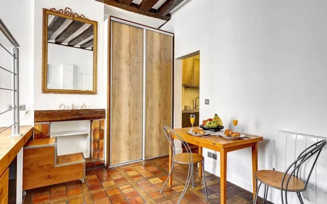 Elegant Studio in Le Marais - Sleeps 4 - photo 5
