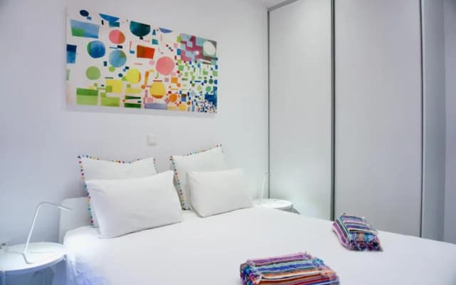 Amazing Modern Central Apt in Athens - photo 3