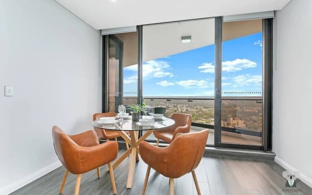 Awesome View 2bed 2bath APT + Free Parking Npa330 - photo 3
