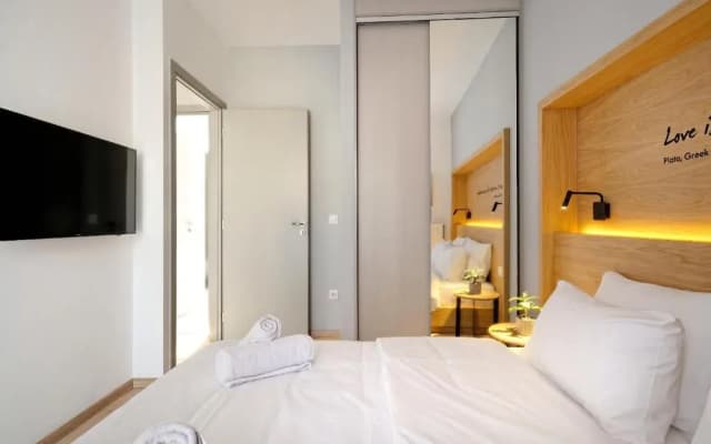Hercules Residence - photo 2