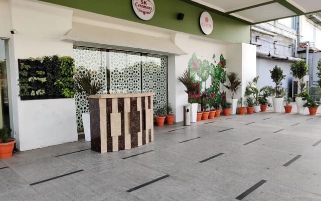 Green Palms Hotel Pacific Mall - photo 2
