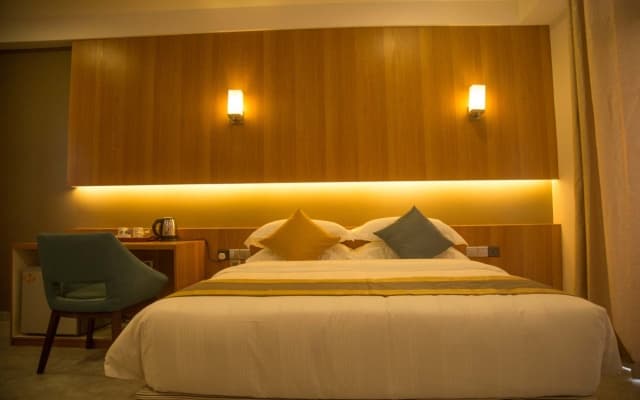 Kuredhi Beach Inn - photo 4