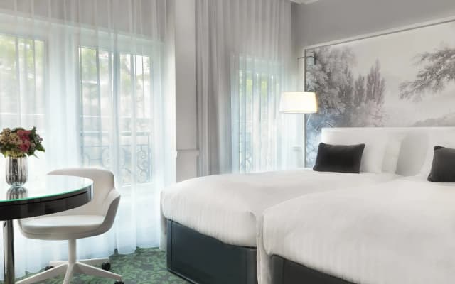 Renaissance Paris Nobel Tour Eiffel Hotel - photo 5