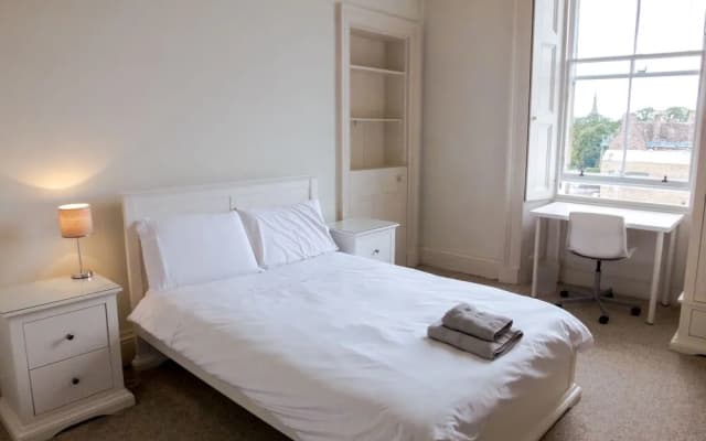 Silver Lining - Luxury Thirlestane Road - photo 4