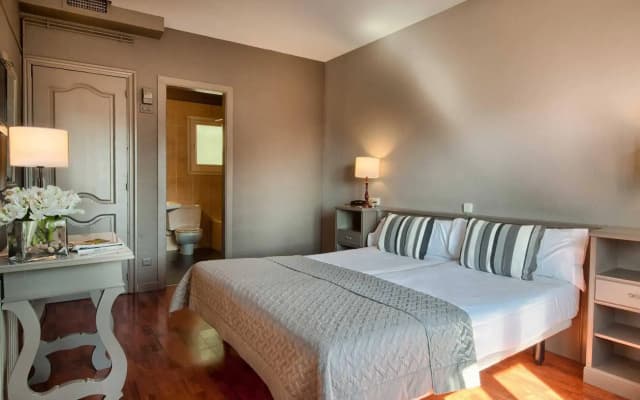 Hotel Paseo de Gracia - photo 2