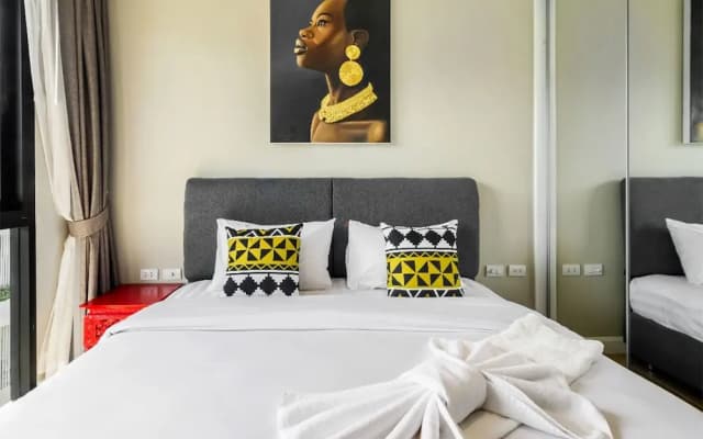 Diamond Condominium By Alexanders - photo 2