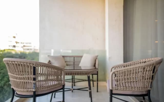 89B-106  Lake View Residence - photo 3