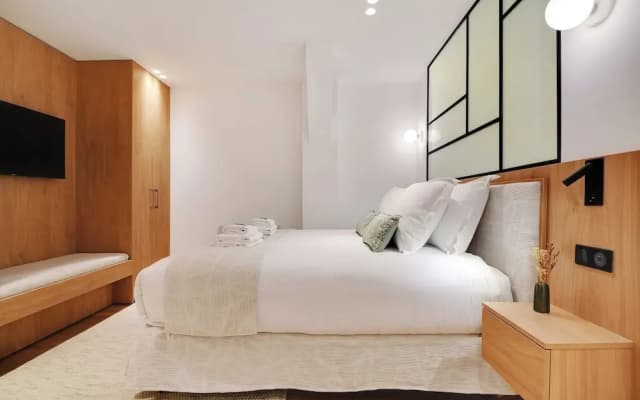 Modern Apartment - 2br/6p - Bonne-nouvelle - photo 2