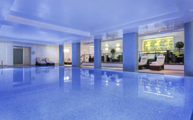 The Balmoral Hotel - photo 2