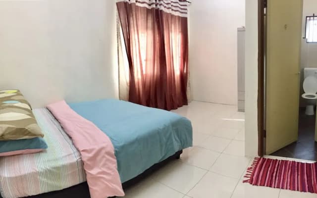 Lily Homestay Kangar - photo 4