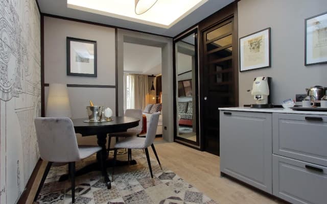 Helmirage Piazza Di Spagna Suite - photo 3
