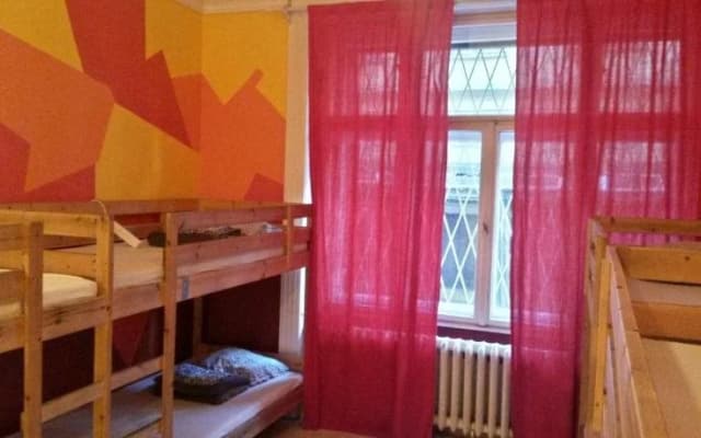 Oleander Hostel - photo 4