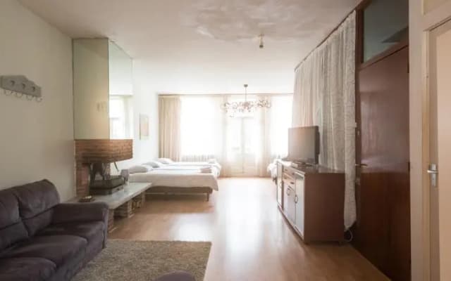 Studio Vondelpark Adjacent Eerste Helmersstraat - photo 4
