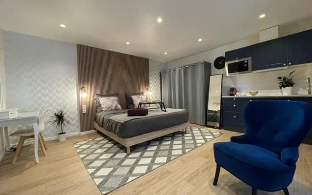 Nice Renting - Love Room Massena - Luxe Room - Jacuzzi - Terrace - King Bed - AC - photo 2