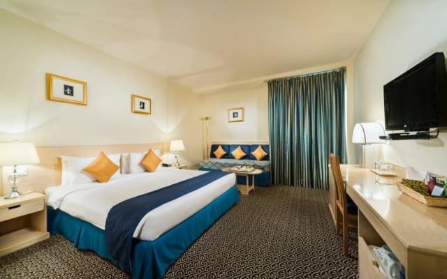 Tulip Inn Downtown Muscat - photo 3