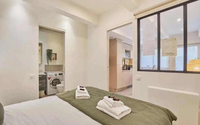 Charming Apartment Center of Paris Le Marais - photo 5