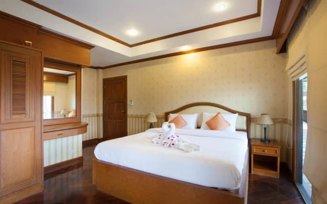 Baan Yin Dee Villa Patong - photo 4