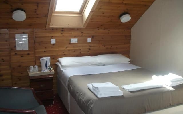 Edinburgh House Hotel - photo 3