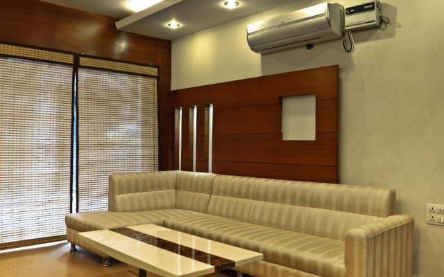 Hotel Vanson Villa, City Centre - With Free Airport & Train Station Pickup - photo 3