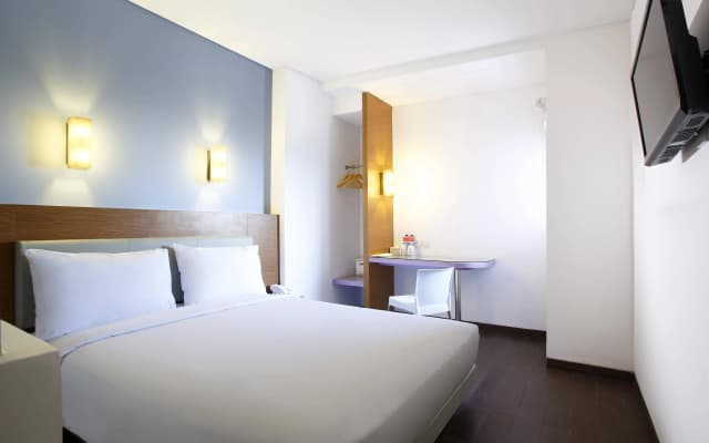 Amaris Hotel Pasar Baru - photo 4
