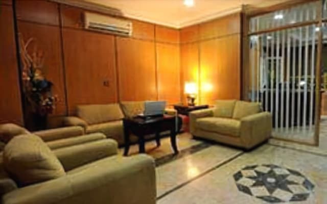 Hotel Crystal Palace - photo 2