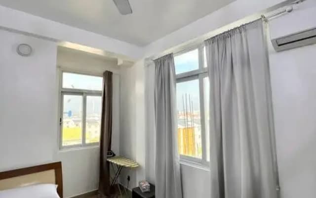One Room Private Apartment - photo 3