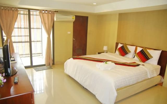 Grannylla Residence Charoenkrung - photo 5