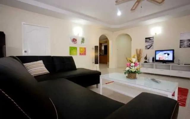 Mabprachan Lake Villa - photo 4