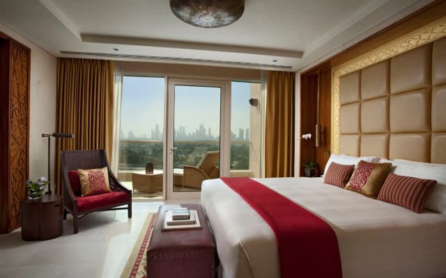 Raffles Dubai Hotel - photo 3