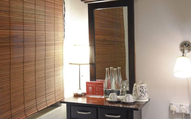 ZEN Rooms Lebuh Campbell - photo 2