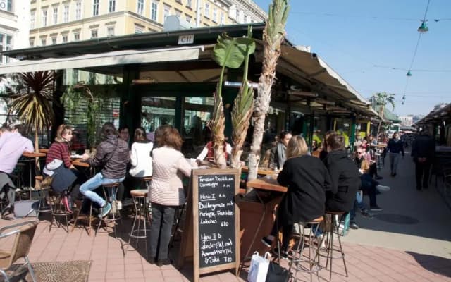Operastreet Black & White - photo 2