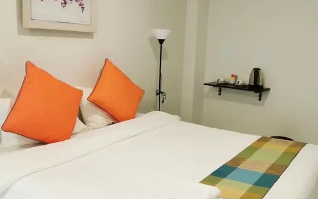 Sasimanta Hotel - photo 2