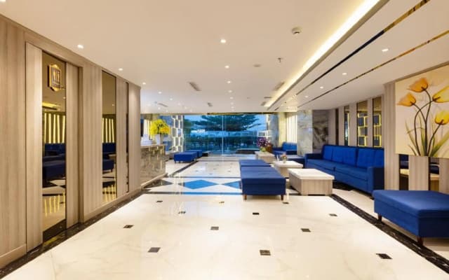 Ruby Luxury Hotel - photo 2