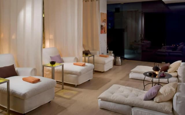The Level At Melia Barcelona Sky - photo 4